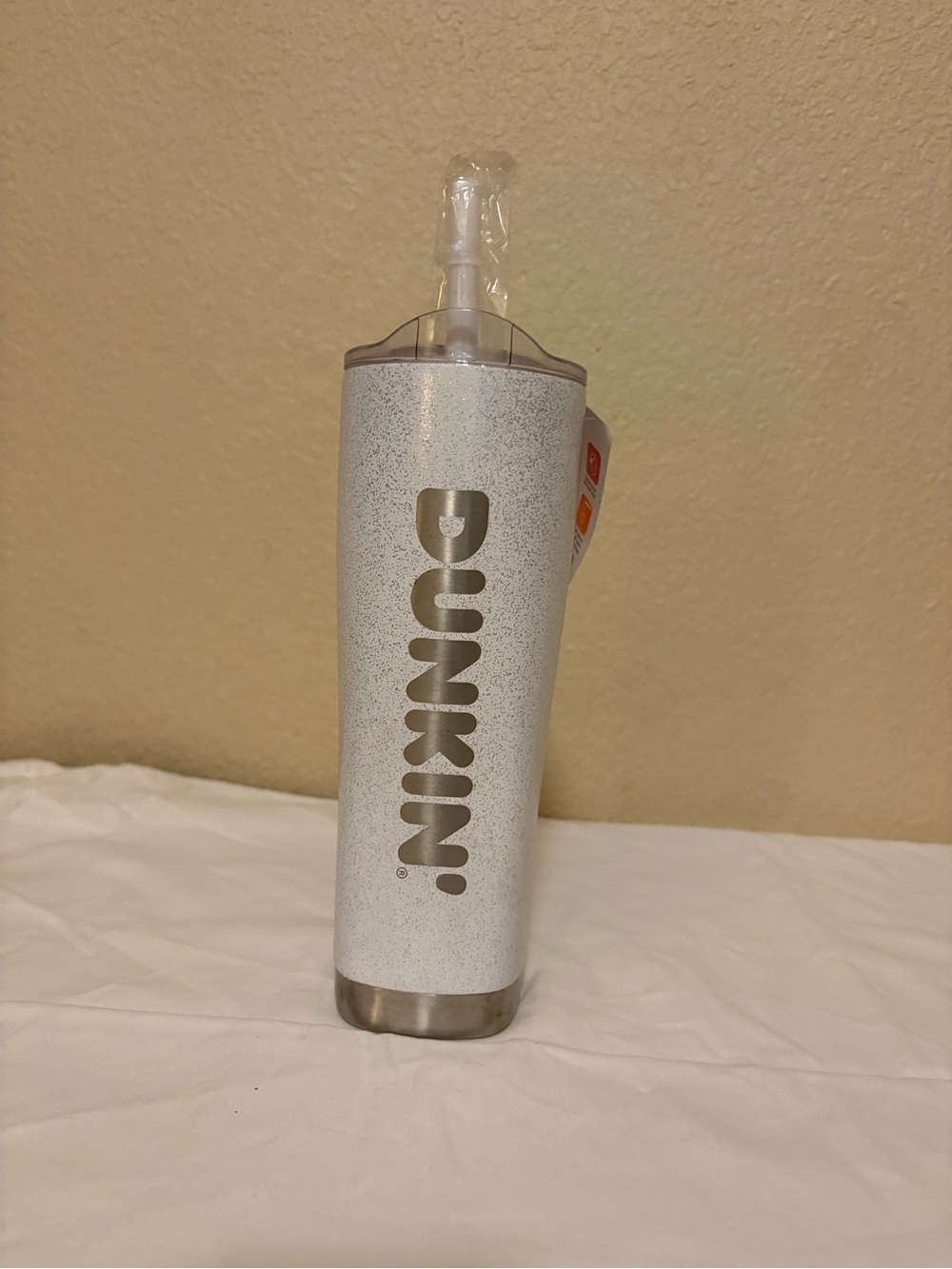 Dunkin' 24 oz Stainless Steel Insulated Tumbler White/Silver Glitter Lid Straw